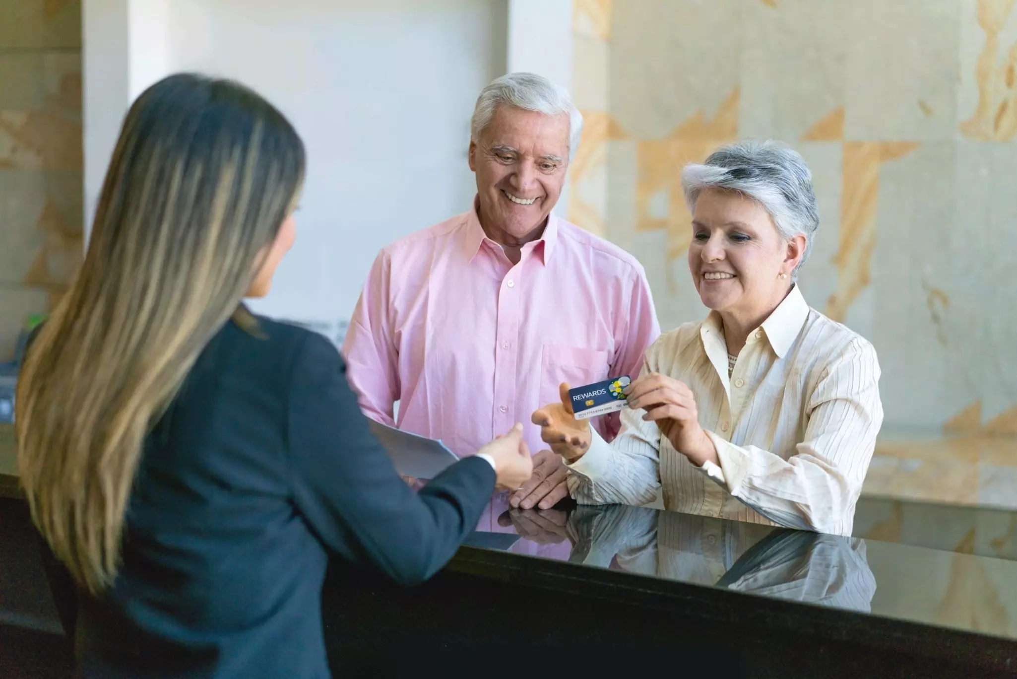 Some hotels are offering deals in which people can buy gift vouchers now for future stays © andresr/Getty Images