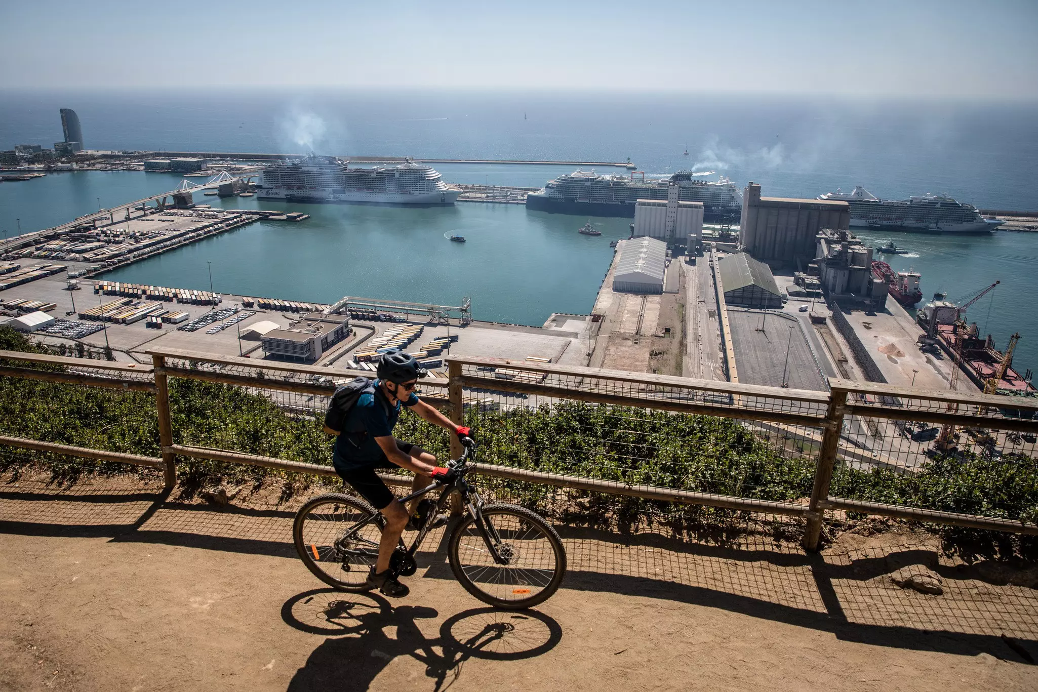 Cruise-ship passengers calling in Barcelona for the day have swelled the crowds in the historic center © Angel Garcia/Bloomberg via Getty Images