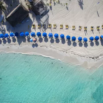 865927772
Beach; Blue; Cancun; Horizontal; Isla Mujeres; Island; Latin America; Mexico; No People; Outdoors; Photography; Sand; Shore; Turquoise; Turquoise Colored; Water;
Beach umbrellas line the beach of Isla Mujeres, Aerial view