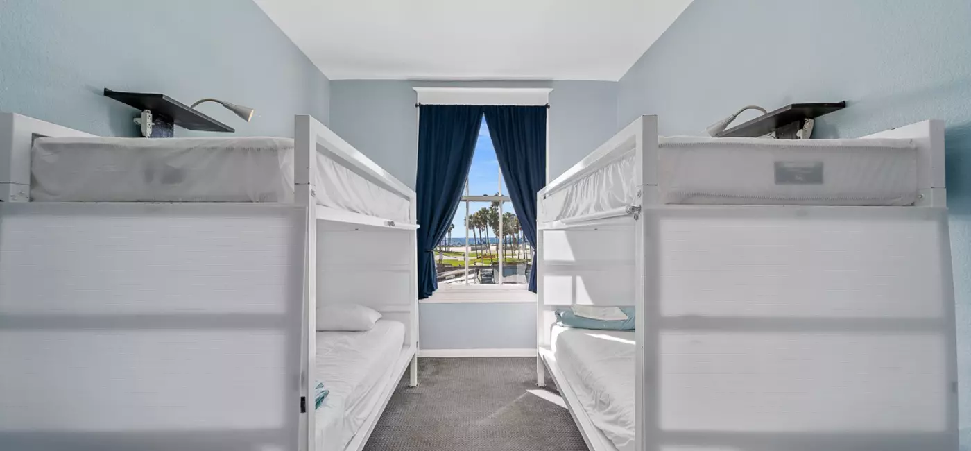A room at Samesun Venice Beach, a hostel in Venice, LA