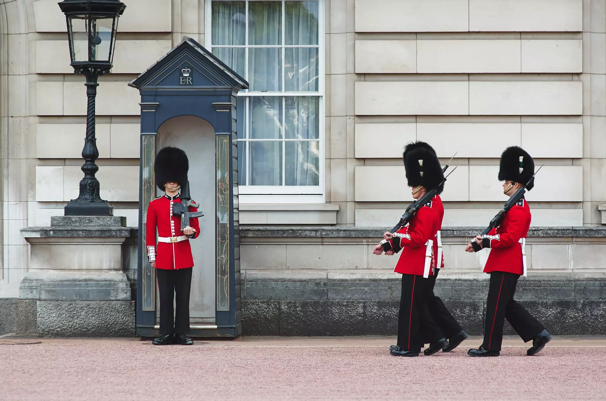 LONDON - AUGUST 8, 2015: Changing of the guard in Buckingham Palace.  License Type: media  Download Time: 2022-11-03T16:23:05.000Z  User: fabricencoredesign31  Is Editorial: Yes  purchase_order:   