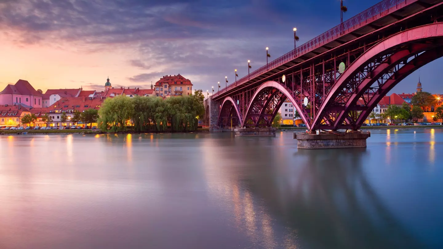 Maribor,,Slovenia.,Cityscape,Image,Of,Maribor,,Slovenia,At,Beautiful,Summer