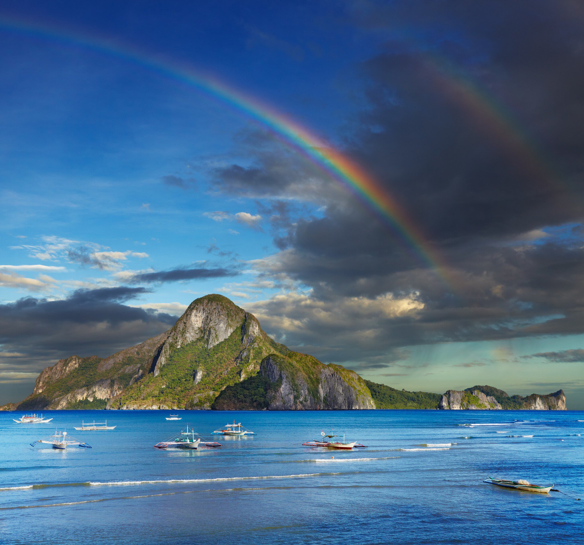 Rainbow over island, El-Nido, Palawan, Philippines