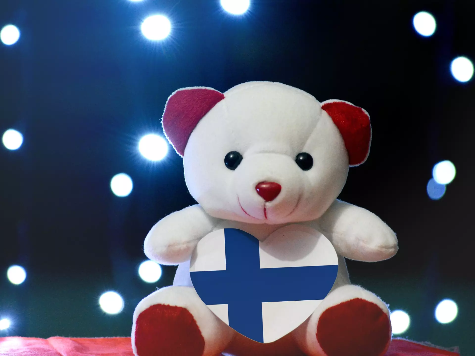 A teddy-bear shaped sleigh bed in FAO Schwarz