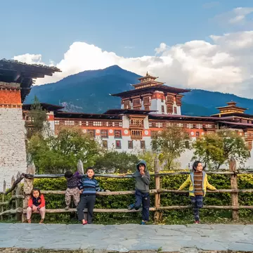 Have the ultimate family trip with this guide to travel with kids in Bhutan © Kateryna Mashkevych / Shutterstock