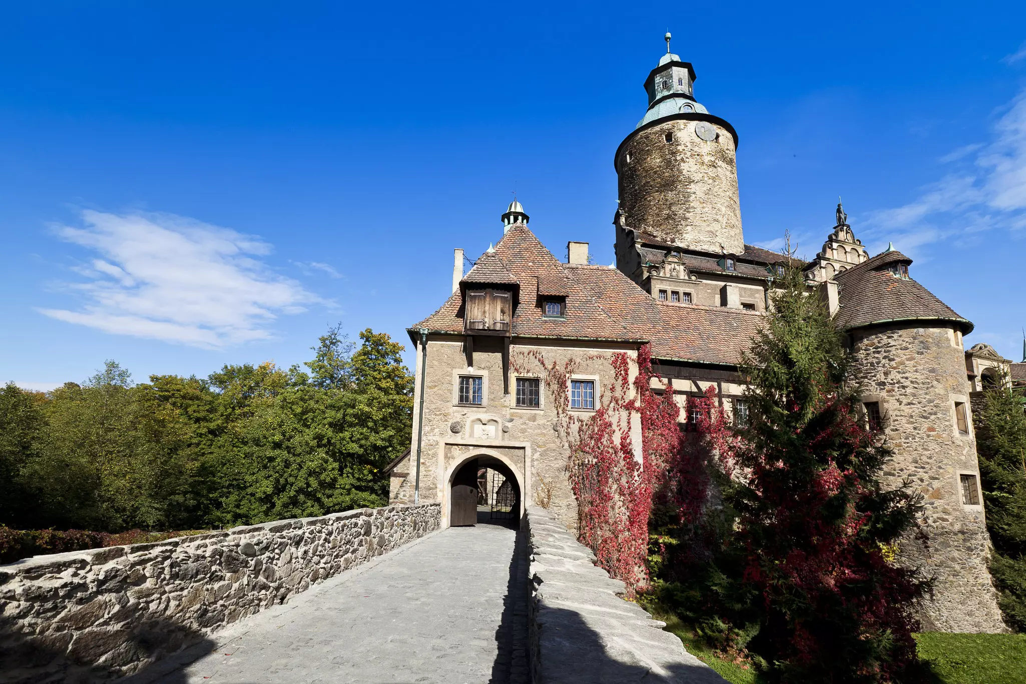 At the Czocha Castle in Poland, travelers can take all wizarding classes they want. Gosiek-B / Getty Images