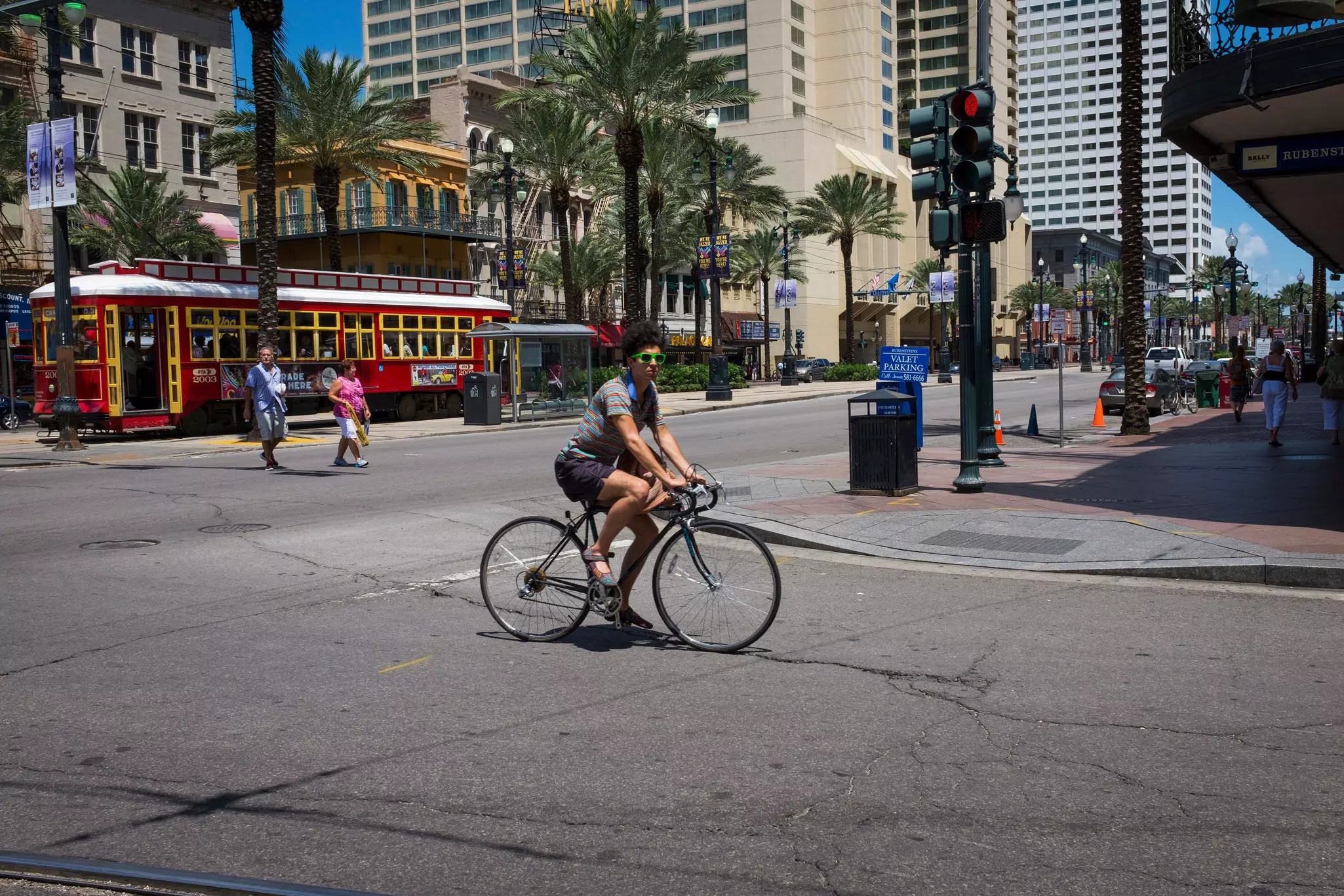 New Orleans is relatively flat, so biking is one way to get around © Peek Creative Collective / Shutterstock