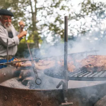 The asado is an essential part of Argentinian culture © Pollyana Ventura / Getty Images