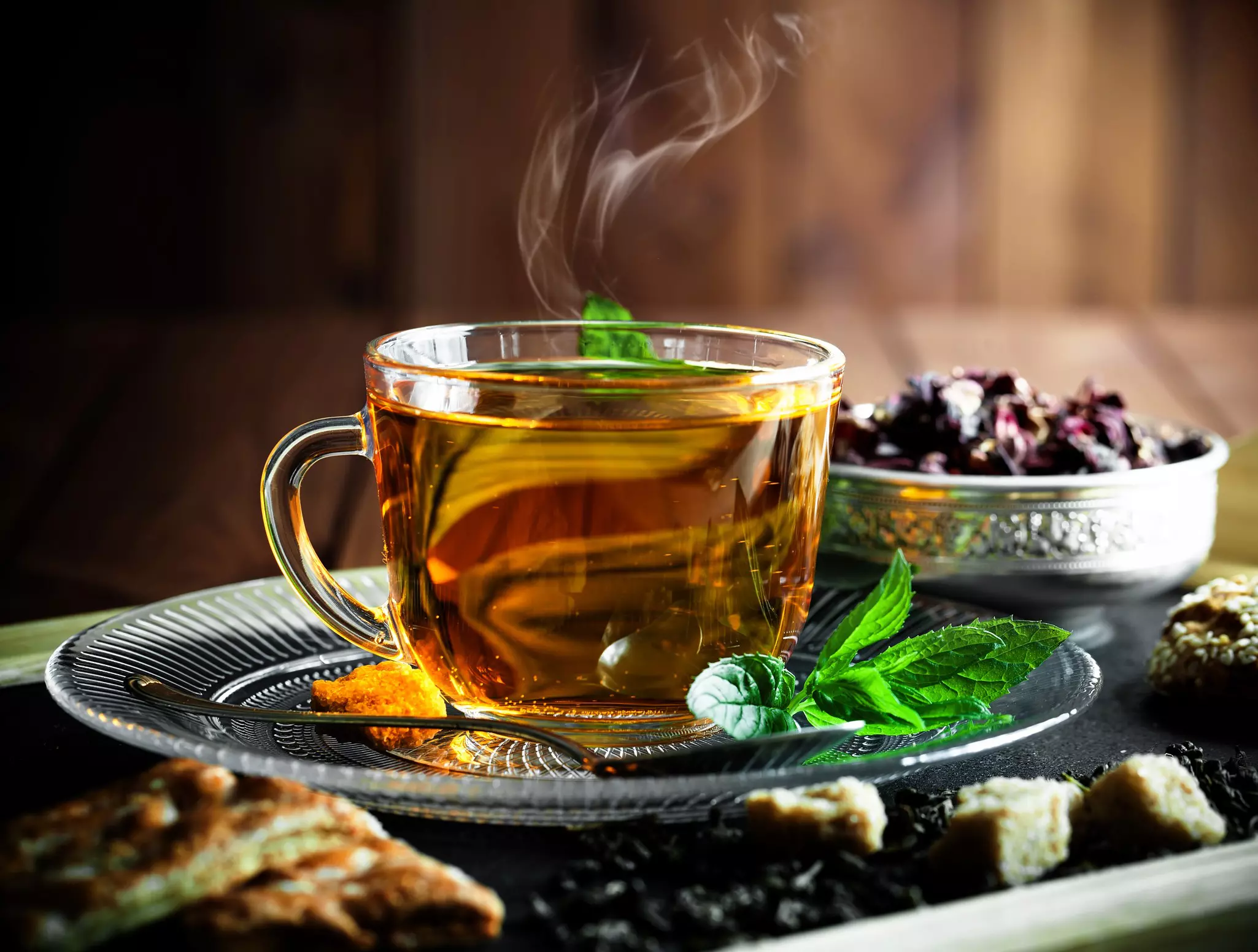 A steaming cup of tea to build up the immunity. ©Zadorozhnyi Viktor/Shutterstock