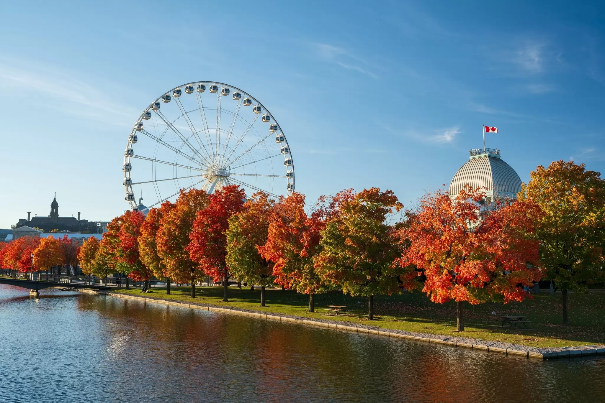 Old Port of Montreal in autumn. Shawn.ccf/Shutterstock