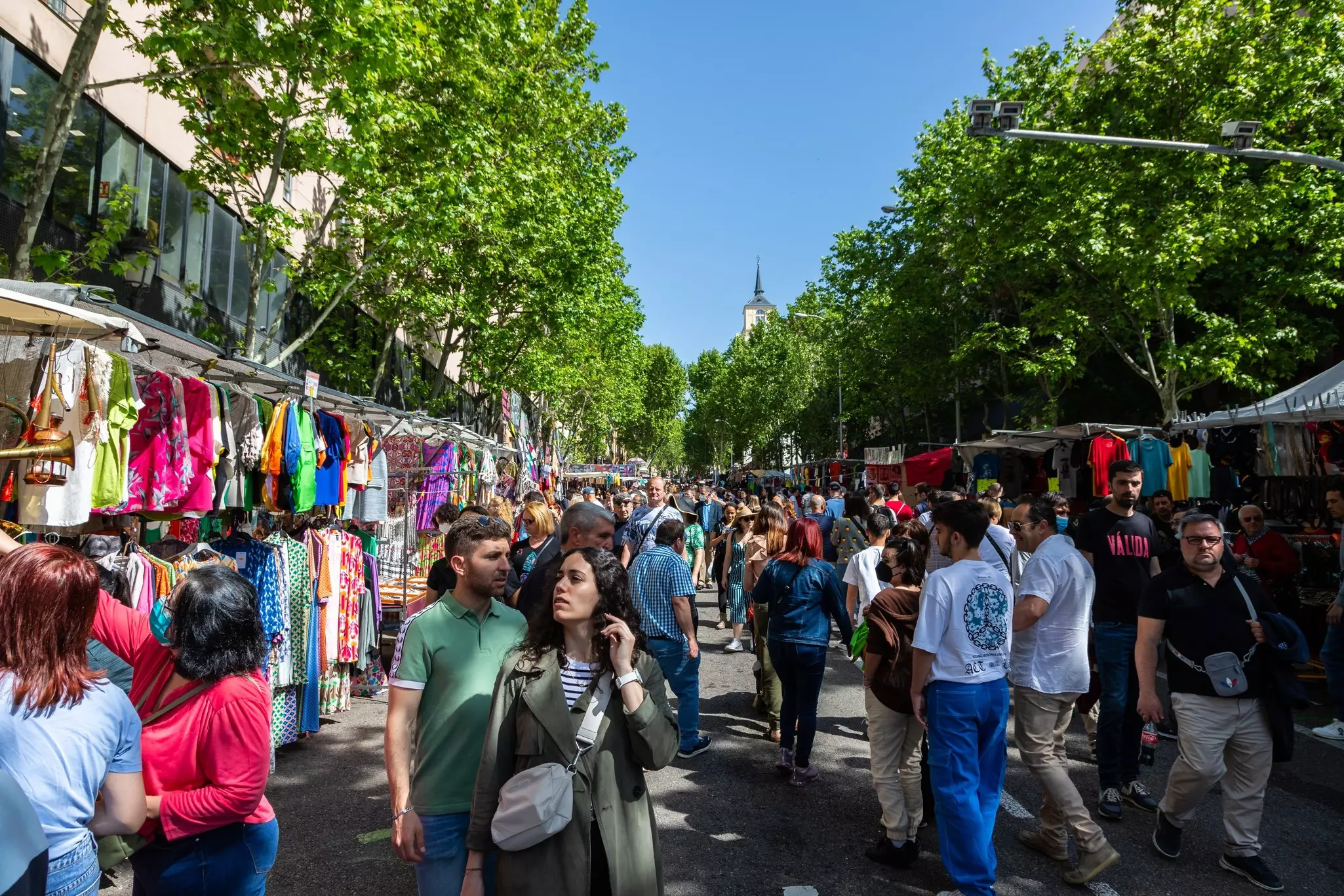 Crowd in a market