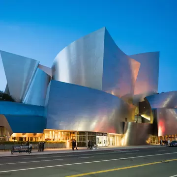 January 15, 2017 - Los Angeles, USA: Exterior view of Walt Disney Concert Hall and streets of downtown Los Angeles, building designed by Frank Gehry  License Type: media  Download Time: 2021-09-16T11:25:29.000Z  User: AMccarthy_lonelyplanet  Is Editorial: Yes  purchase_order:   