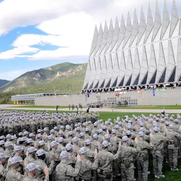 G3YYM0 Cadets recite the Oath of Allegiance.

June 26, 2009 - The 1,376 members of the Class of 2013 recites the Oath of Allegiance in front of the cadet chapel, family and friends during their first formation at the U.S. Air Force Academy in Colo...