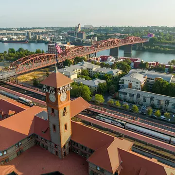 September 02, 2022 - Portland, OR, USA: Portland Union Station is a train station in Portland, Oregon, United States, situated near the western shore of the Willamette River in Old Town Chinatown. , License Type: media, Download Time: 2025-12-11T23:45:57.000Z, User: LP_ASouza, Editorial: true, purchase_order: 65050 - Digital Destinations and Articles, job: Lonely Planet, client: 2026 train journeys, other: Amy Souza