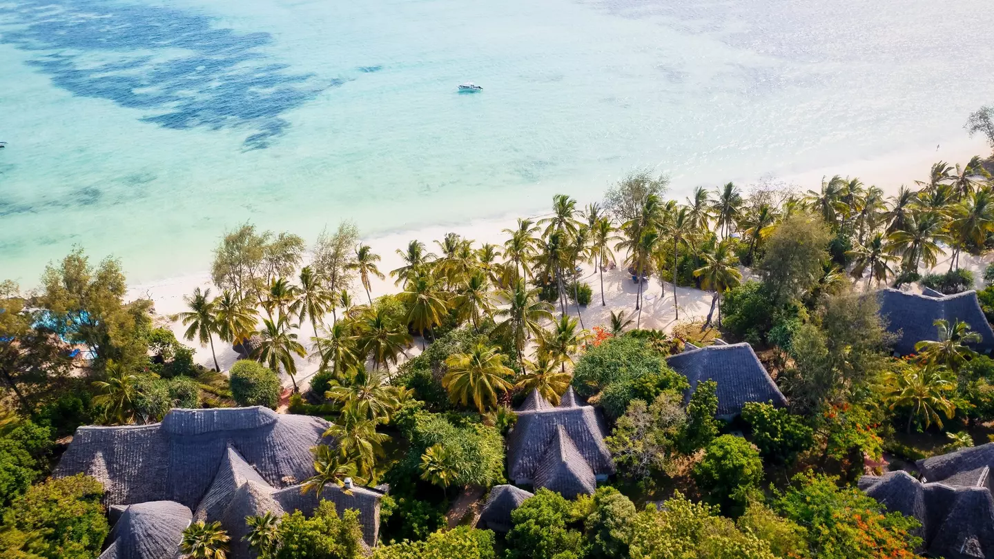 Aerial view of andBeyond Mnemba Island © Shutterstock