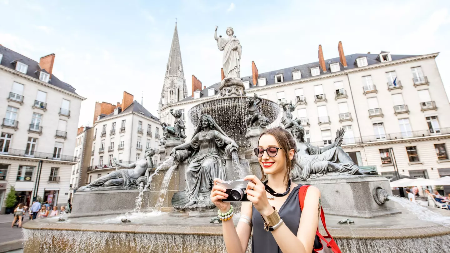 Begin your Nantes tour at the ornamental fountain in the beautiful Place Royal © RossHelen / Shutterstock