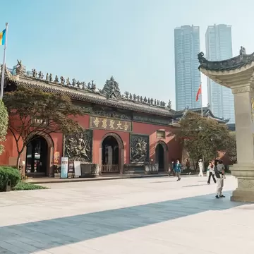 Daci Temple is a Buddhist temple in Chengdu, China, known for its long history and peaceful atmosphere.  27 October 2025, Chengdu, China, License Type: media, Download Time: 2026-08-26T15:35:18.000Z, User: LP_NZhan, Editorial: true, purchase_order: 65050 - Digital Destinations and Articles, job: App Content, client: Lonely Planet App, other: Nadine Zhan 