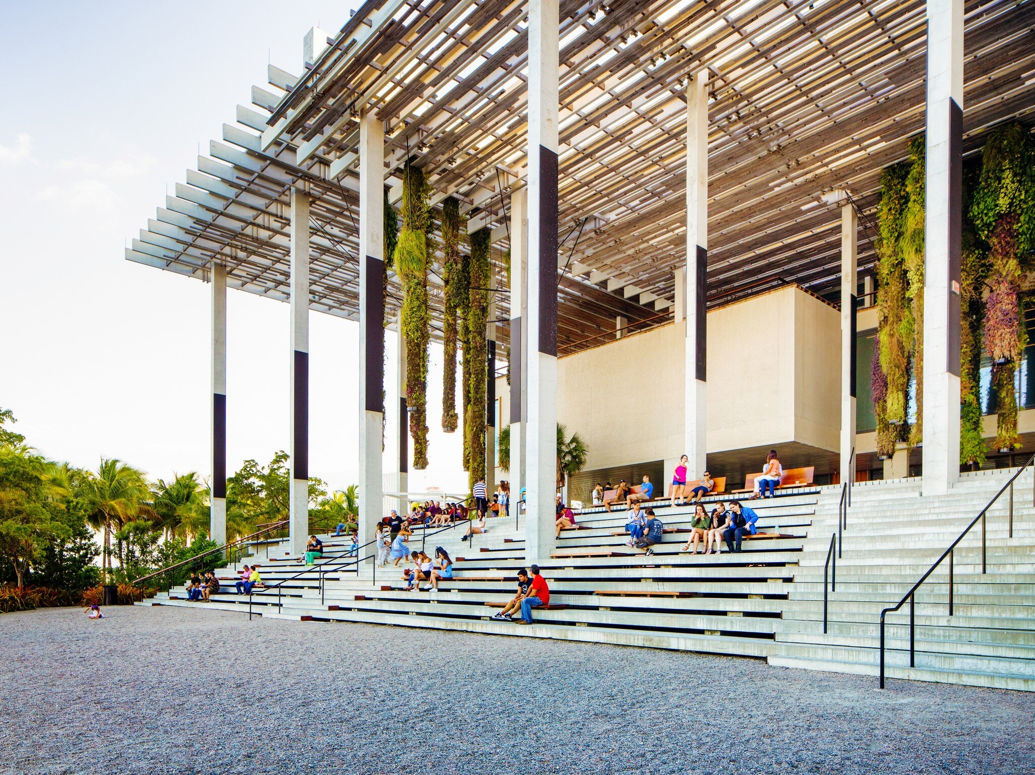 USA-Florida-Miami-NicolasMcComber-GettyImages-663994204-RF
People sitting and climbing on stairs at the back of the Miami Perez art museum or PAMM as it is locally called. Oblique view. © Nicolas McComber / Getty Images