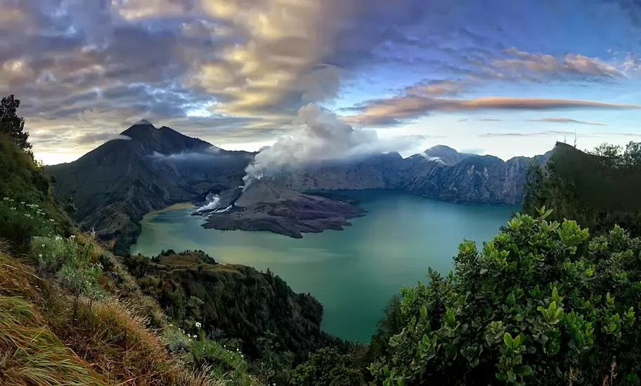 View over Mount Rinjani on the island of Lombok, Indonesia.