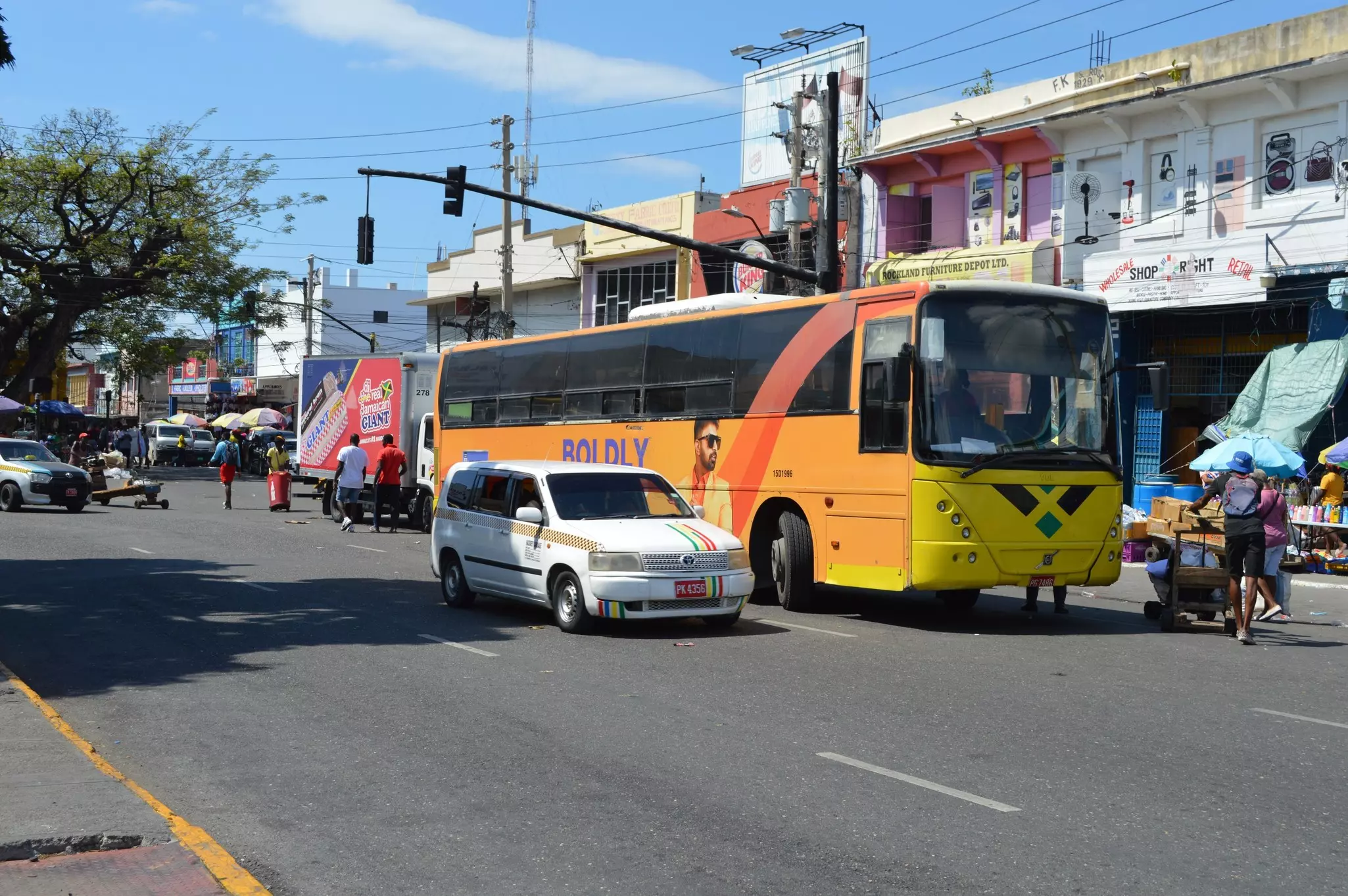 JUTC yellow buses operate throughout Kingston and beyond © colin wheeler / Shutterstock