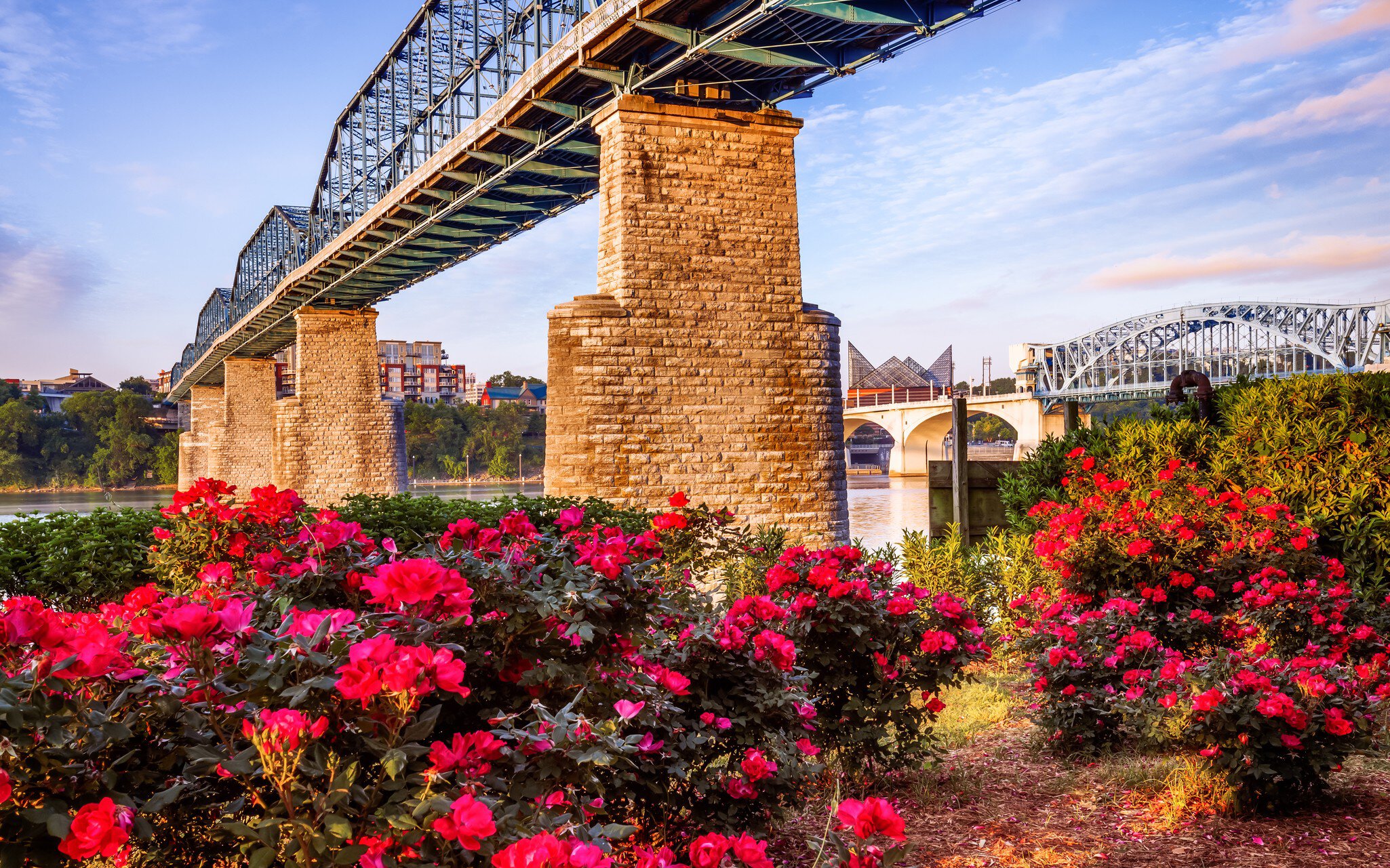 Walnut Street Bridge, Chattanooga, Tennessee, US