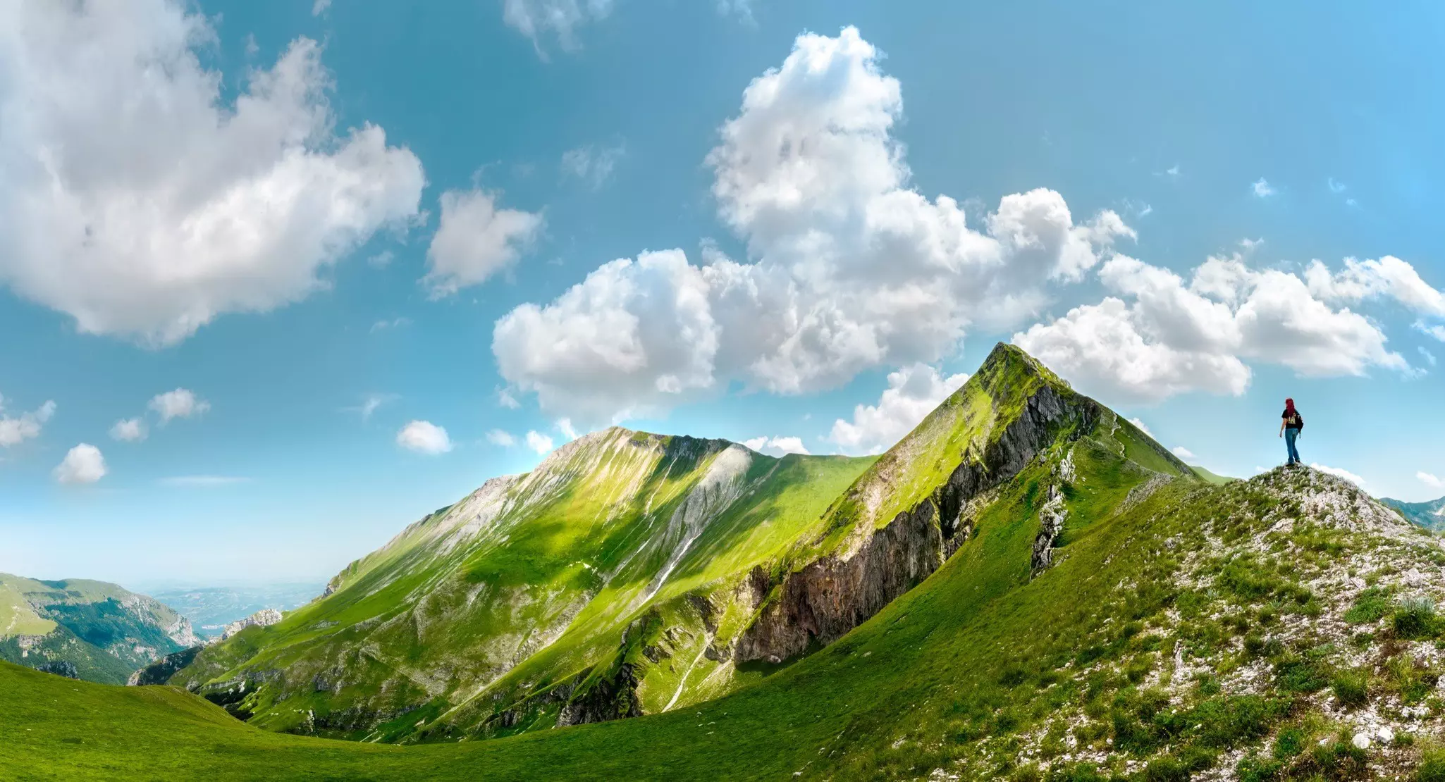 The Apennine Mountain range is punctuated with glacially-carved valleys, rivers, and a scattering of small villages © Getty Images