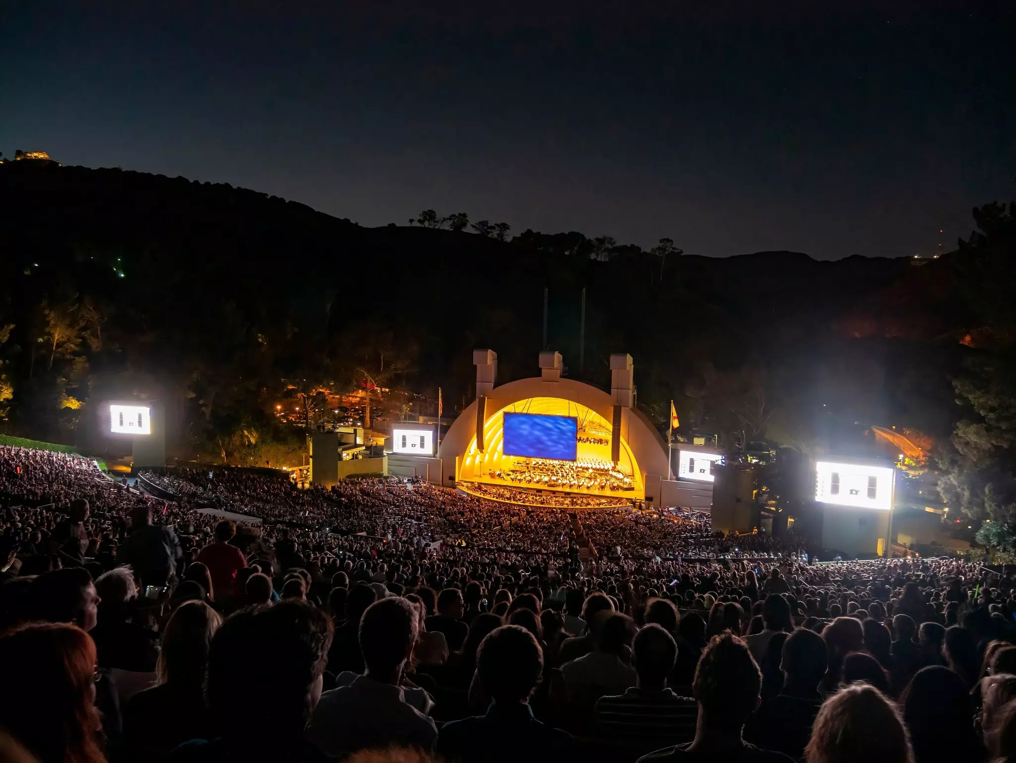 Research open rehearsals and free concerts at the historic Hollywood Bowl, one of the most famous venues in the country © Kit Leong / Shutterstock