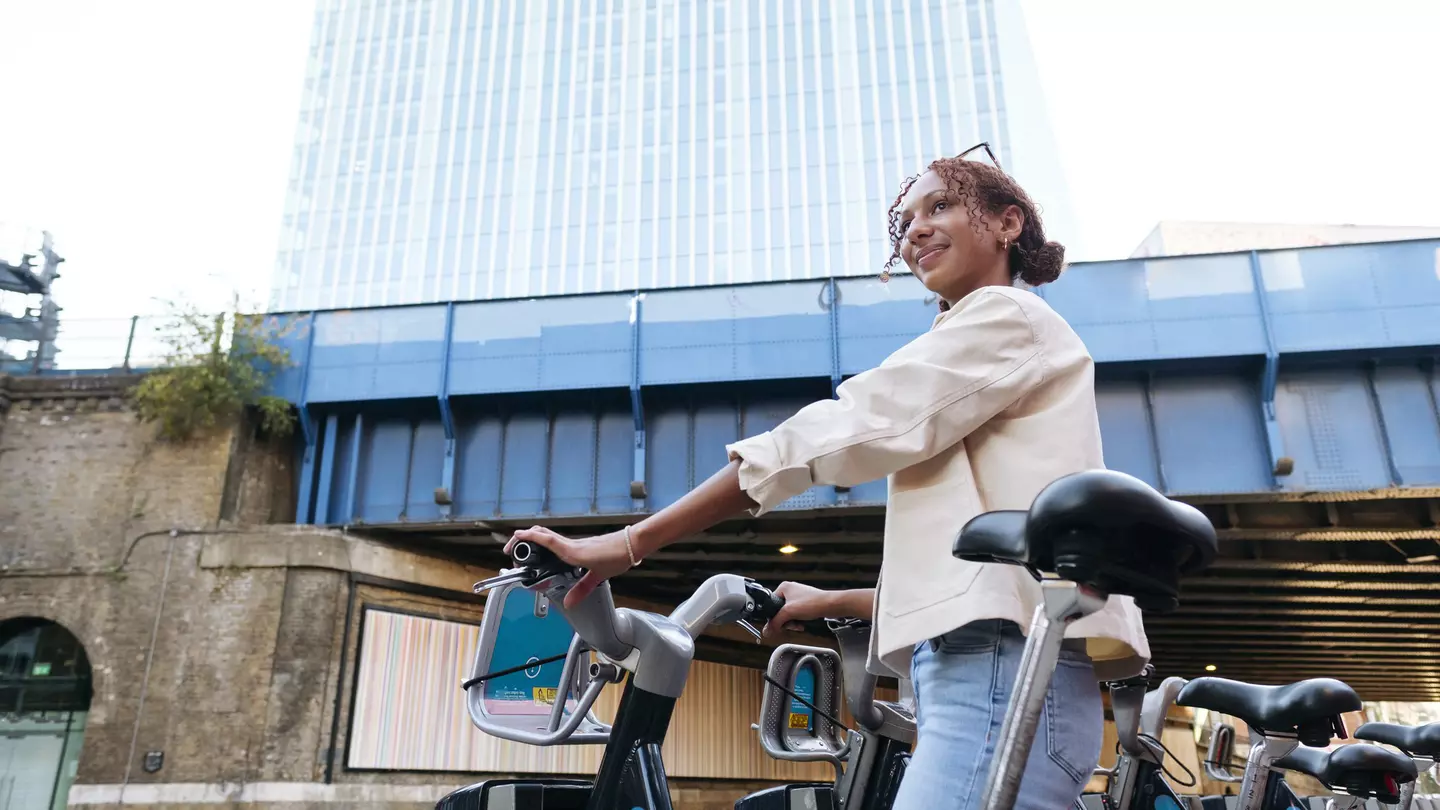 London’s bike-share programs are easy to use, conveniently located and safe © Westend61 / Getty Images
