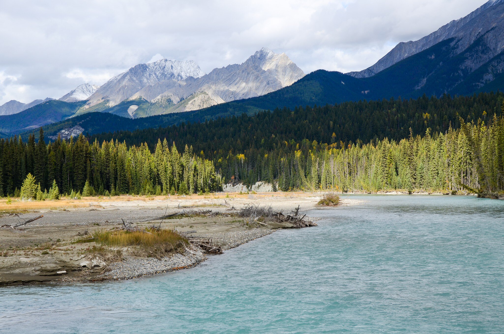 Kootenay Valley with autumn leaves, Kootenay National Park, Canadian Rockies, British Columbia, Canada, License Type: media, Download Time: 2026-05-14T14:51:54.000Z, User: LP_NZhan, Editorial: false, purchase_order: 65050 - Digital Destinations and Articles, job: App Content, client: Lonely Planet App, other: Nadine Zhan