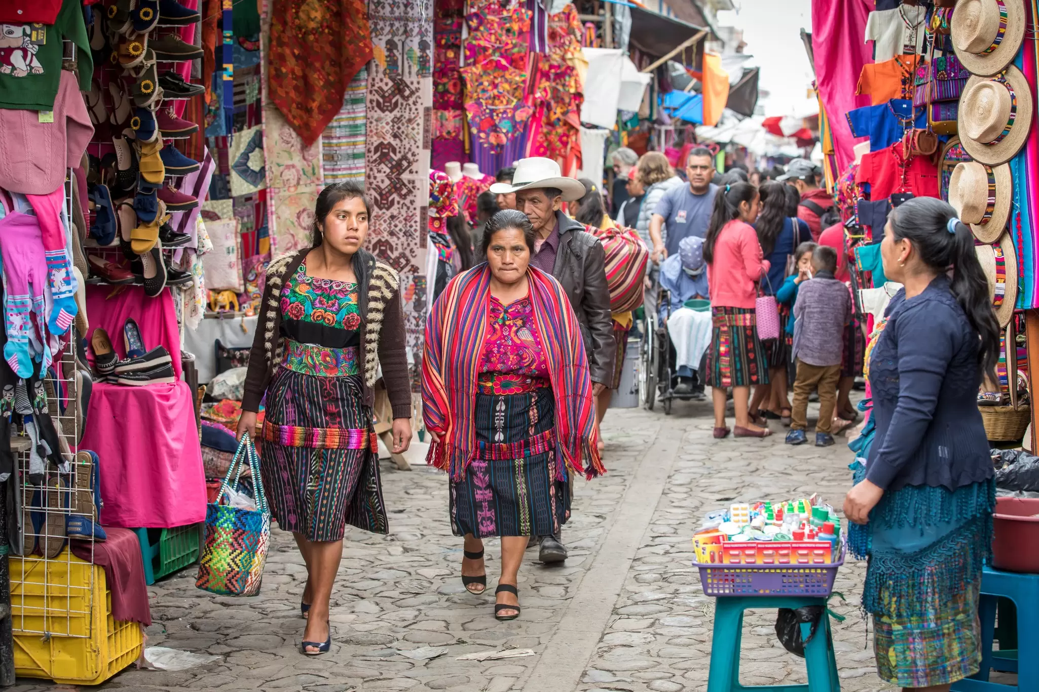 chichicastenango, Guatemala, 27th February 2020: mayan people at the traditional market selling and buying crafts, License Type: media, Download Time: 2024-07-04T06:33:55.000Z, User: mvm_lonelyplanet, Editorial: true, purchase_order: 56530, job: Global Publishing-WIP, client: The World 3, other: Virginia Moreno
