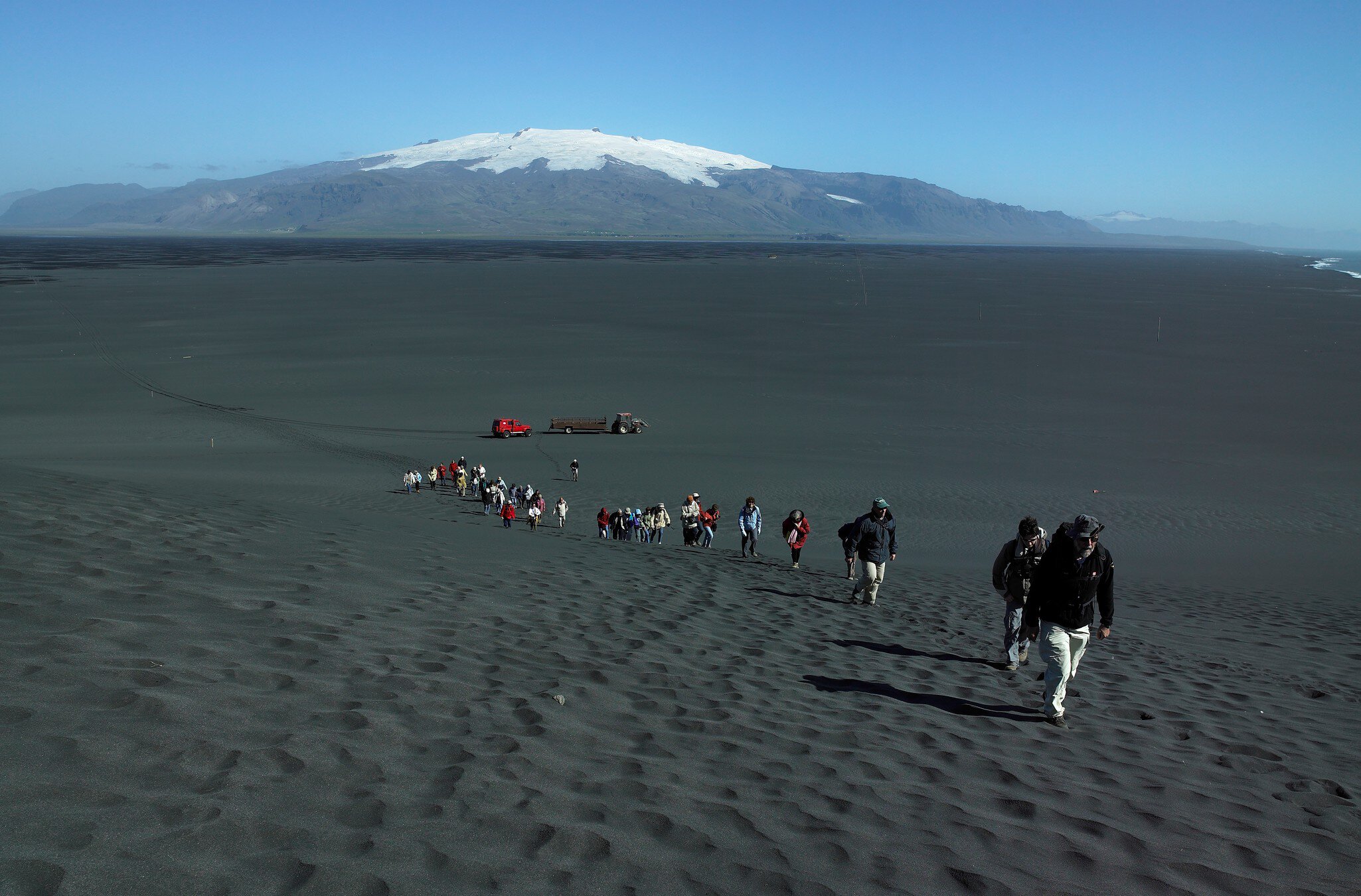 GettyImages-521948754.jpg
Tourists Hiking Across the Skeidararsandur Outwash Plain