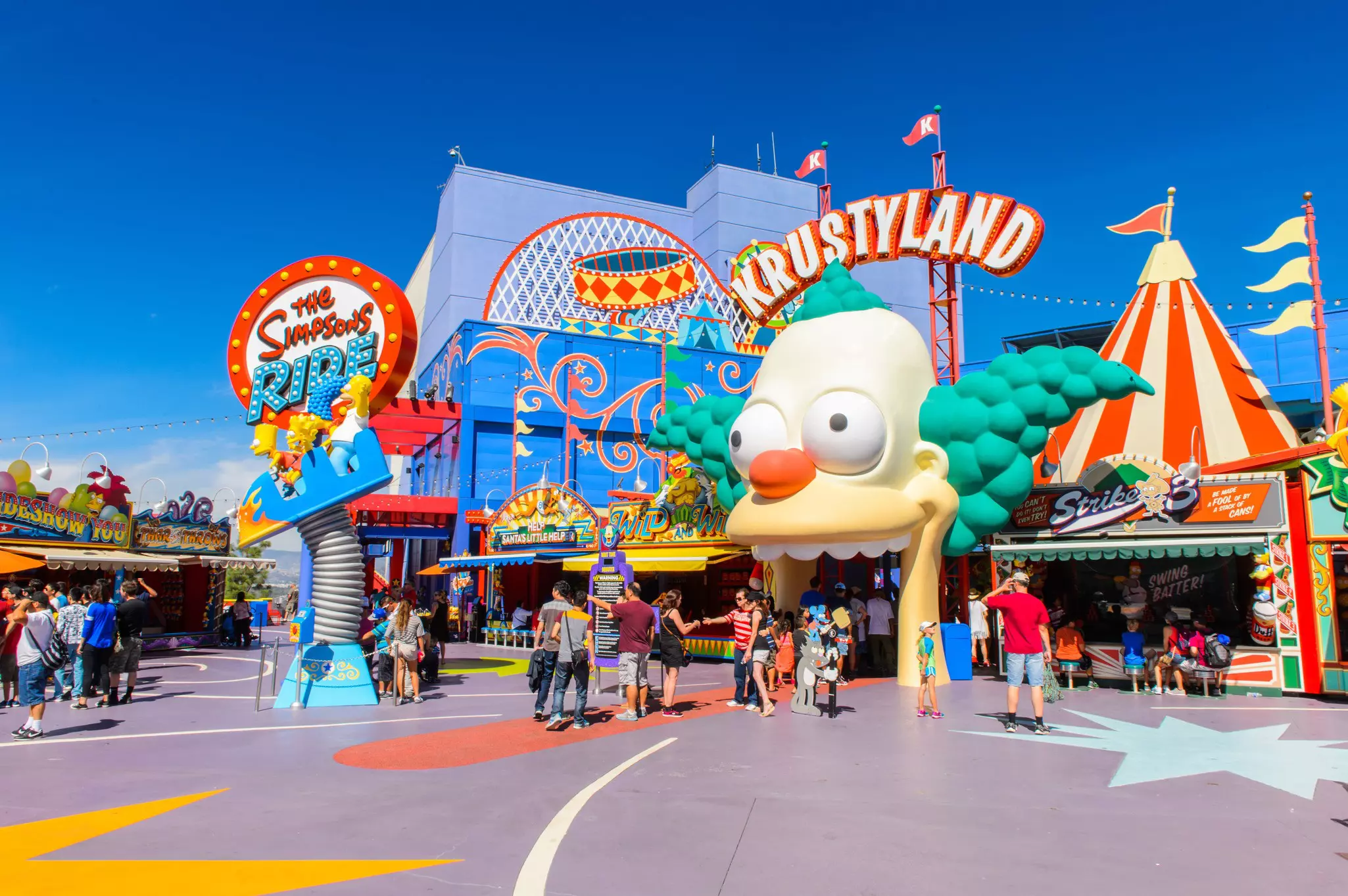 Krusty land at The SImpsons area of the Universal Studios Hollywood Park ©Anton_Ivanov/Shutterstock