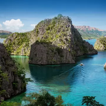 High-angle view of Kayangan Lake on Coron island.