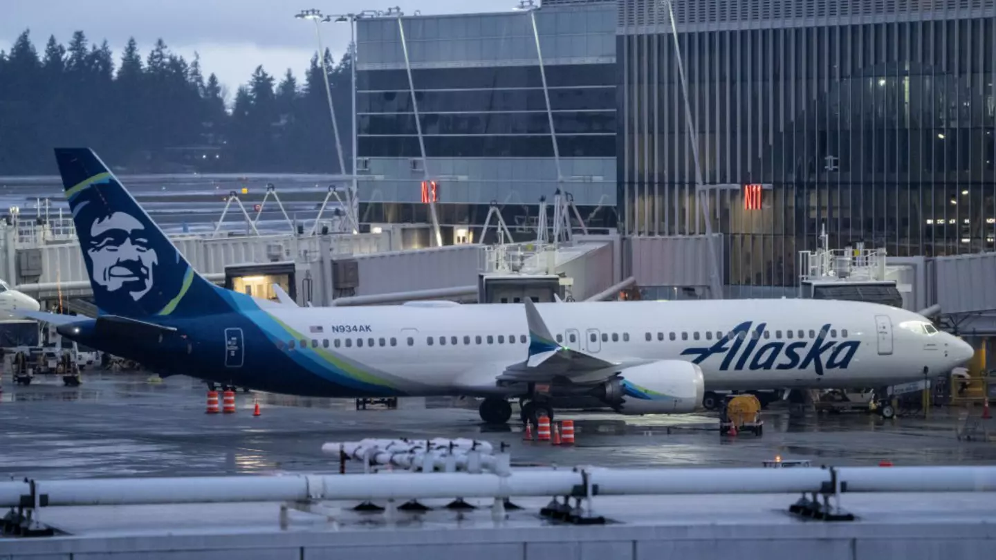 Some Boeing 737 MAX 9 airplanes have are grounded since a door plug fell out of an Alaska Airlines plane mid-flight © Stephen Brashear / Stringer / Getty Images