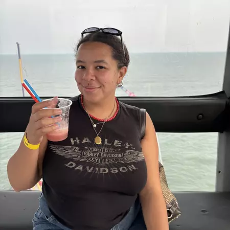 Chamidae Ford on the Ferris wheel at Steel Pier