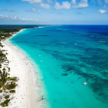 Tulum coastline. Creative Family/Shutterstock