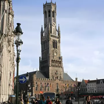 Belfort on Markt.
26493-37
Belgium, Bruges, Europe, West-Vlaanderen, architecture, bicycle, building exterior, capital cities, casual clothing, cloud, culture, day, group of people, historic, large group of people, lighting, low angle view, mixed age range, modern, motorcycle, non-motorised vehicle, outdoors, people, site, sky, street, street light, tower, transport, transportation, travel destinations, urban, urban scene, vehicle, vertical, weather, window, world heritage