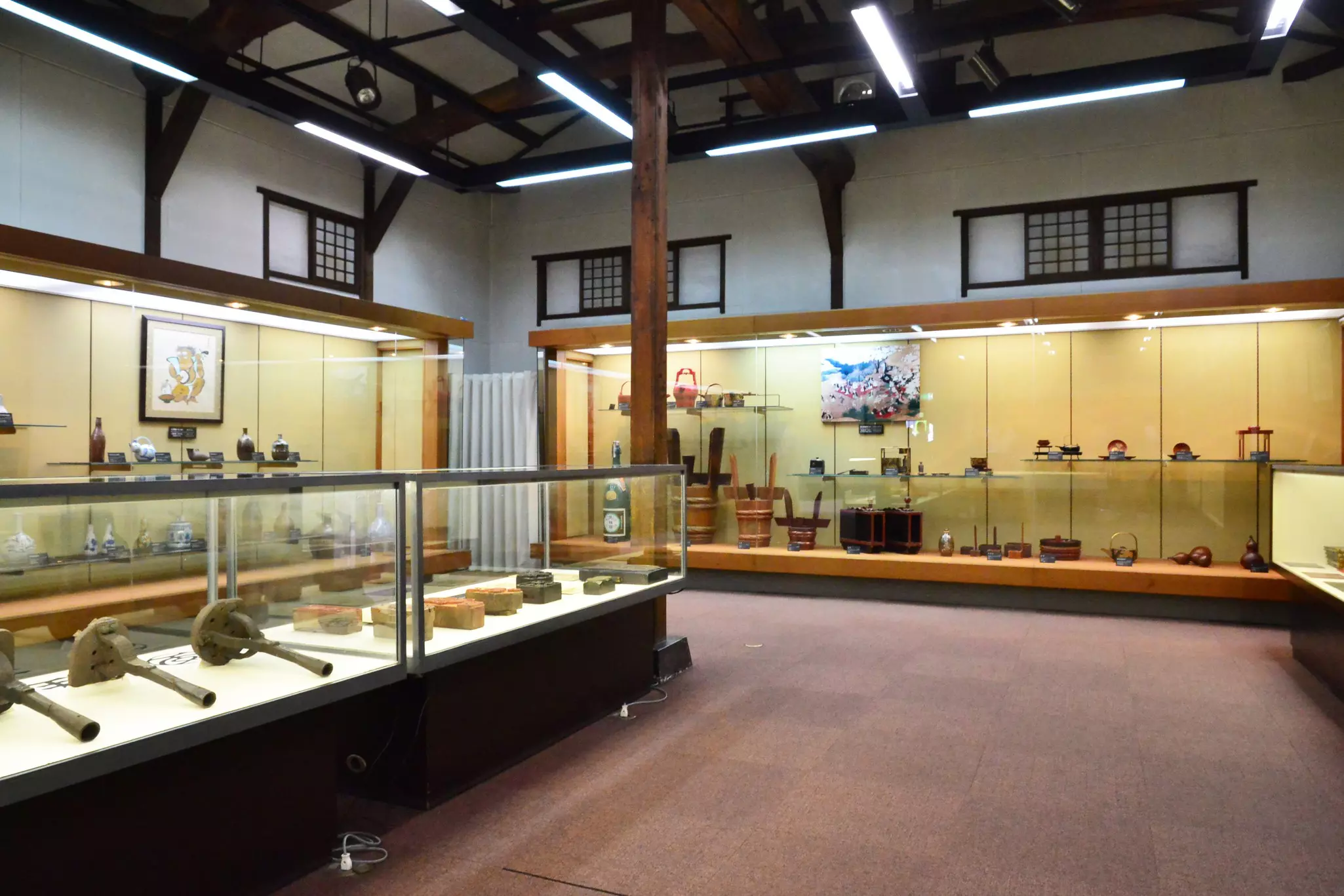 Display cases at the Gekkeikan Ōkura Sake Museum