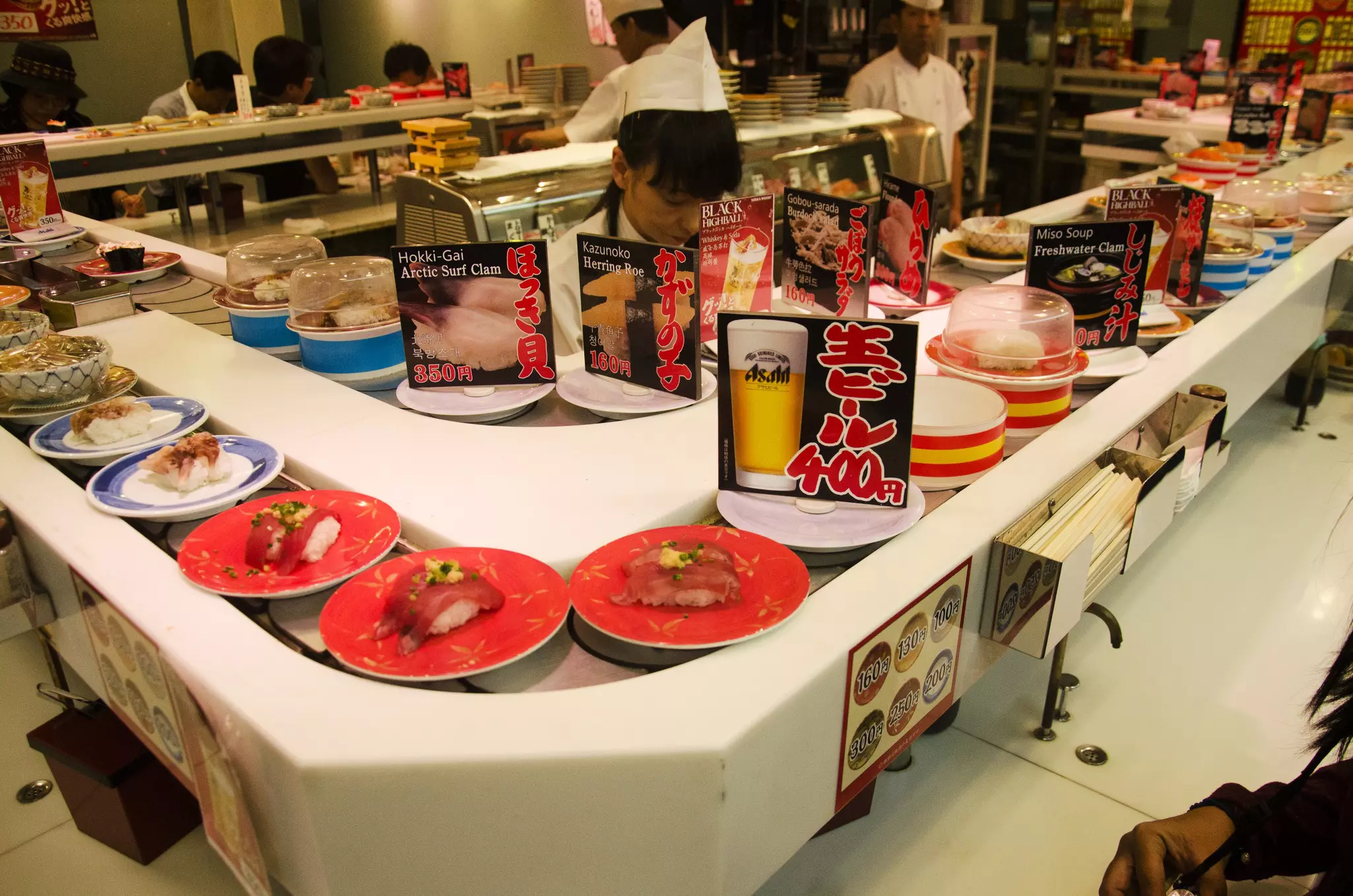 Sushi conveyor belt restaurantat japanese restaurant