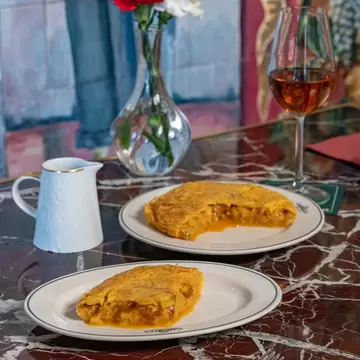 Los Gabrieles, restaurant. Emilio Parra Doiztua for Lonely Planet.
