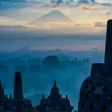 Merapi, Borobudur temple and beautiful sunrise, License Type: media, Download Time: 2026-02-13T14:41:14.000Z, User: sevelynd12, Editorial: false, purchase_order: 56500 - T&R or Kids, job: Global Publishing WIP, client: 365 Days of Travel 1, other: Sharon Dortenzio