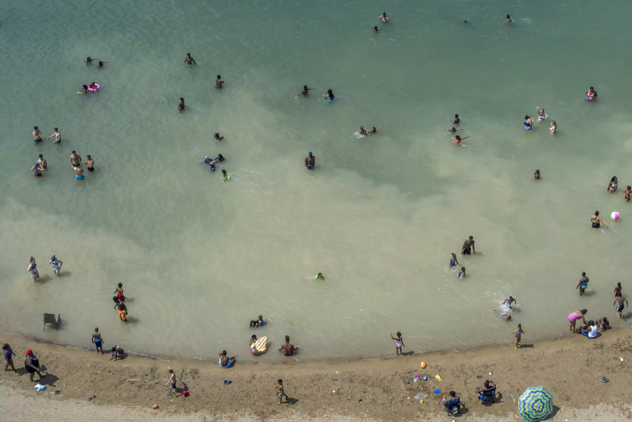 Belle Isle's small but popular beach is sheltered from strong currents © Cavan Images / Getty Images