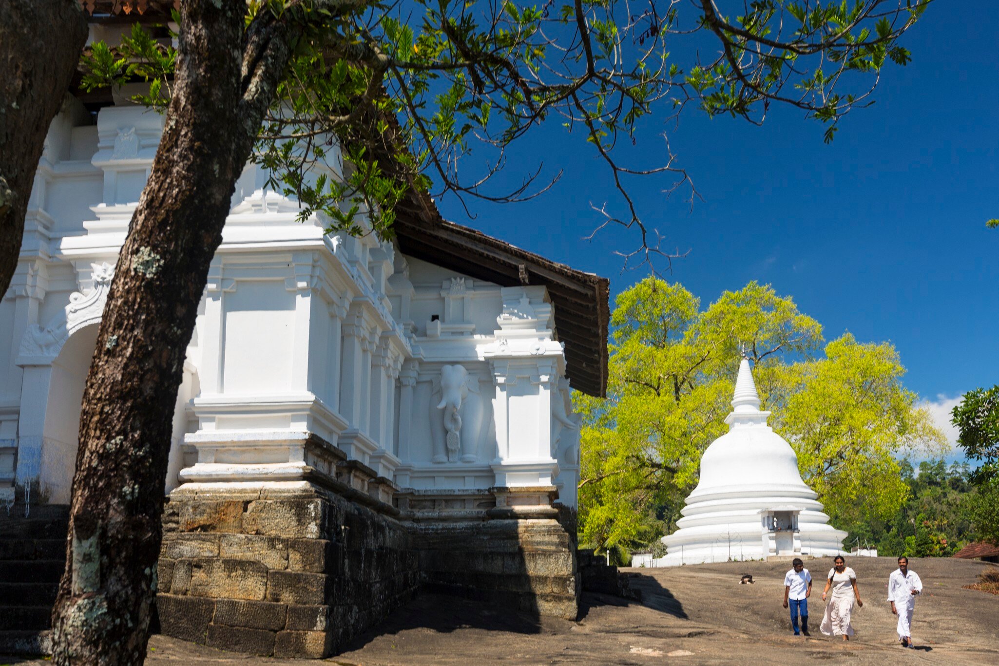 Lankatilaka Temple near Kandy, Sri Lanka
