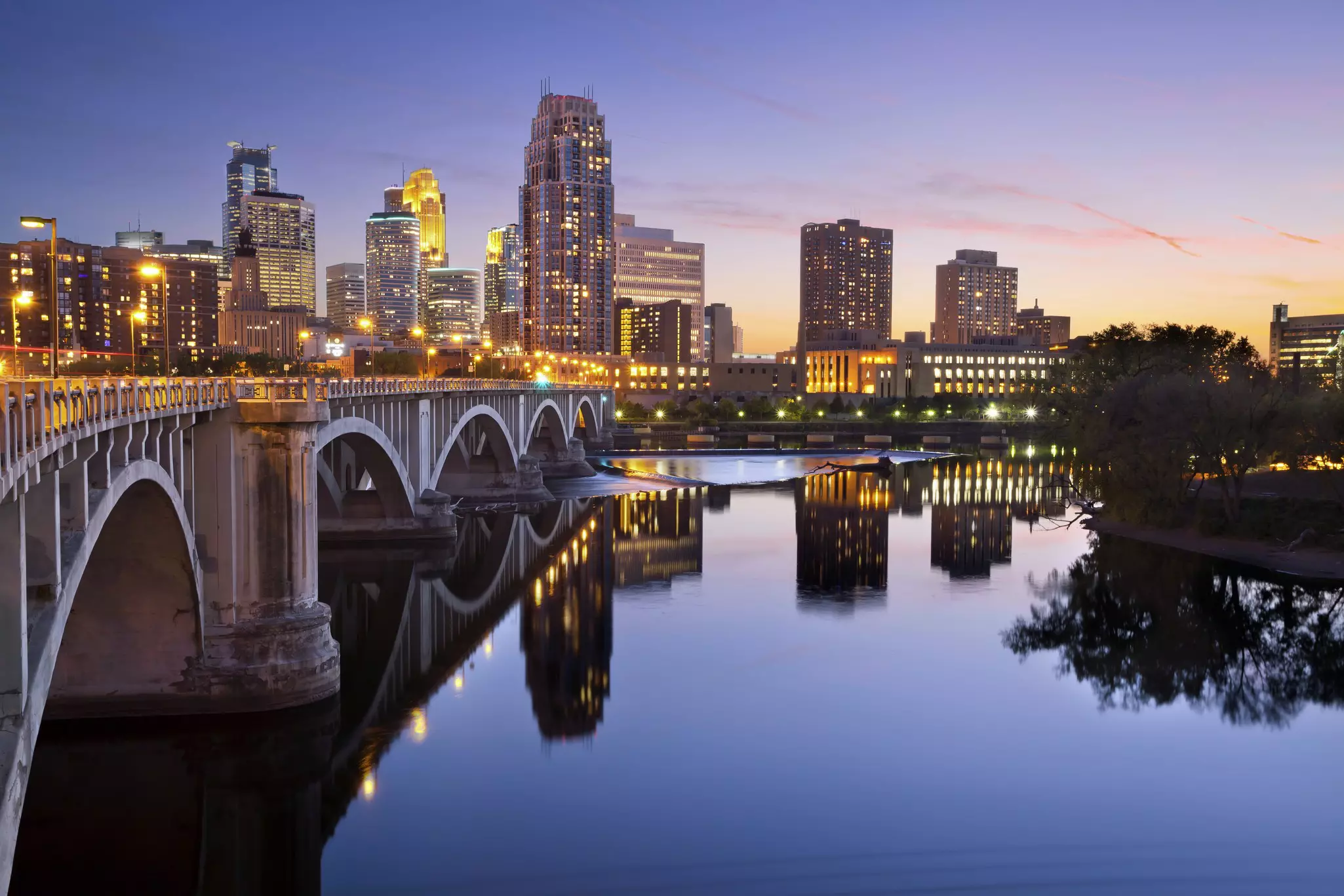 Minneapolis. Image of Minneapolis downtown skyline at sunset.