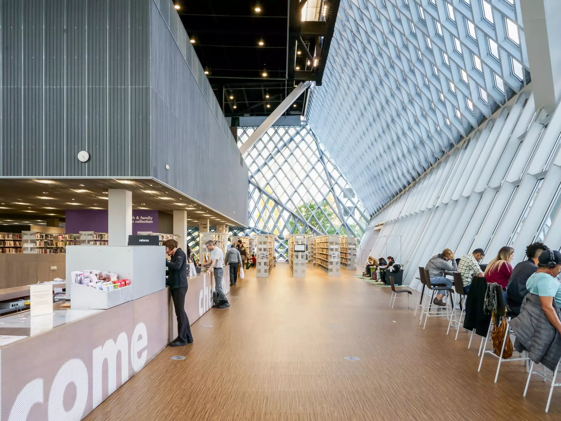 Seattle, Washington, USA - October 2018: Architectural views of the Seattle Public Library.  License Type: media  Download Time: 2022-07-26T20:31:41.000Z  User: adouglaslott59  Is Editorial: Yes  purchase_order:   