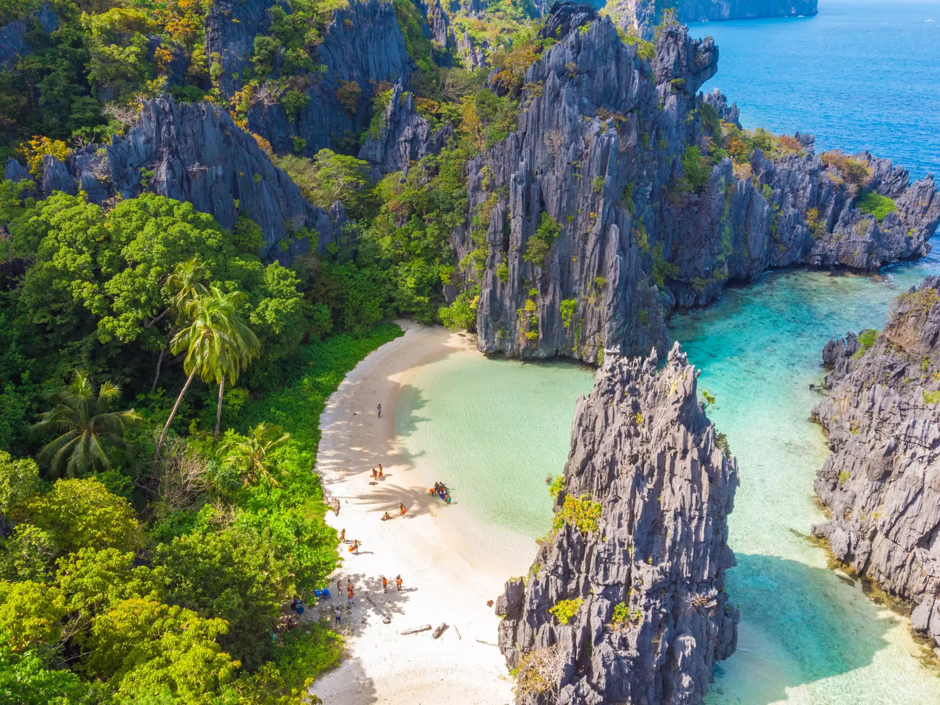 Aerial view of El Nido beach in Palawan, Philippines. 