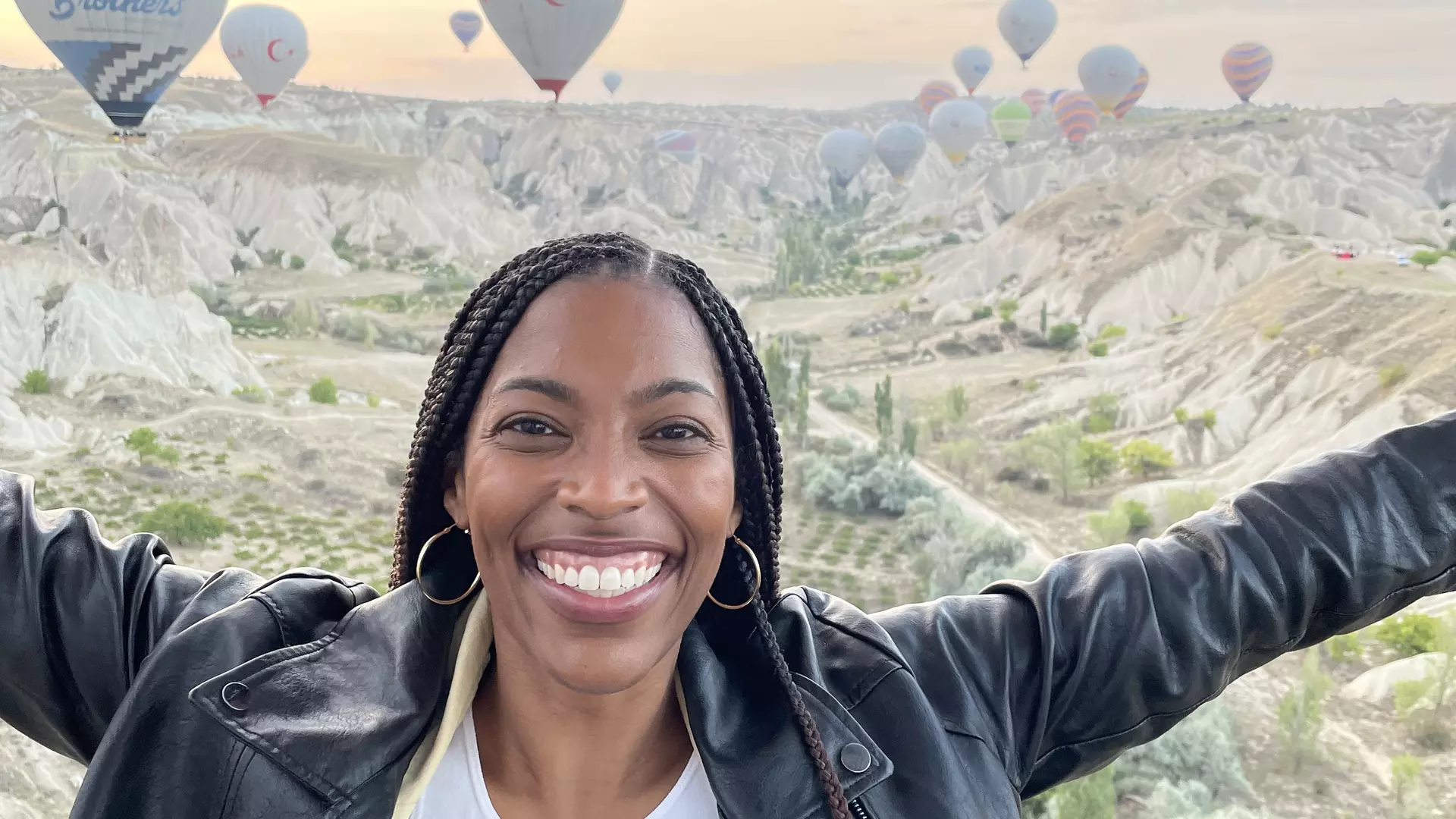 Lonely Planet Correspondent Network Headshots for use on About webpage for the Network (NOT FOR ANY OTHER USE. PLEASE DO NOT REUSE FOR ANY OTHER REASON.)