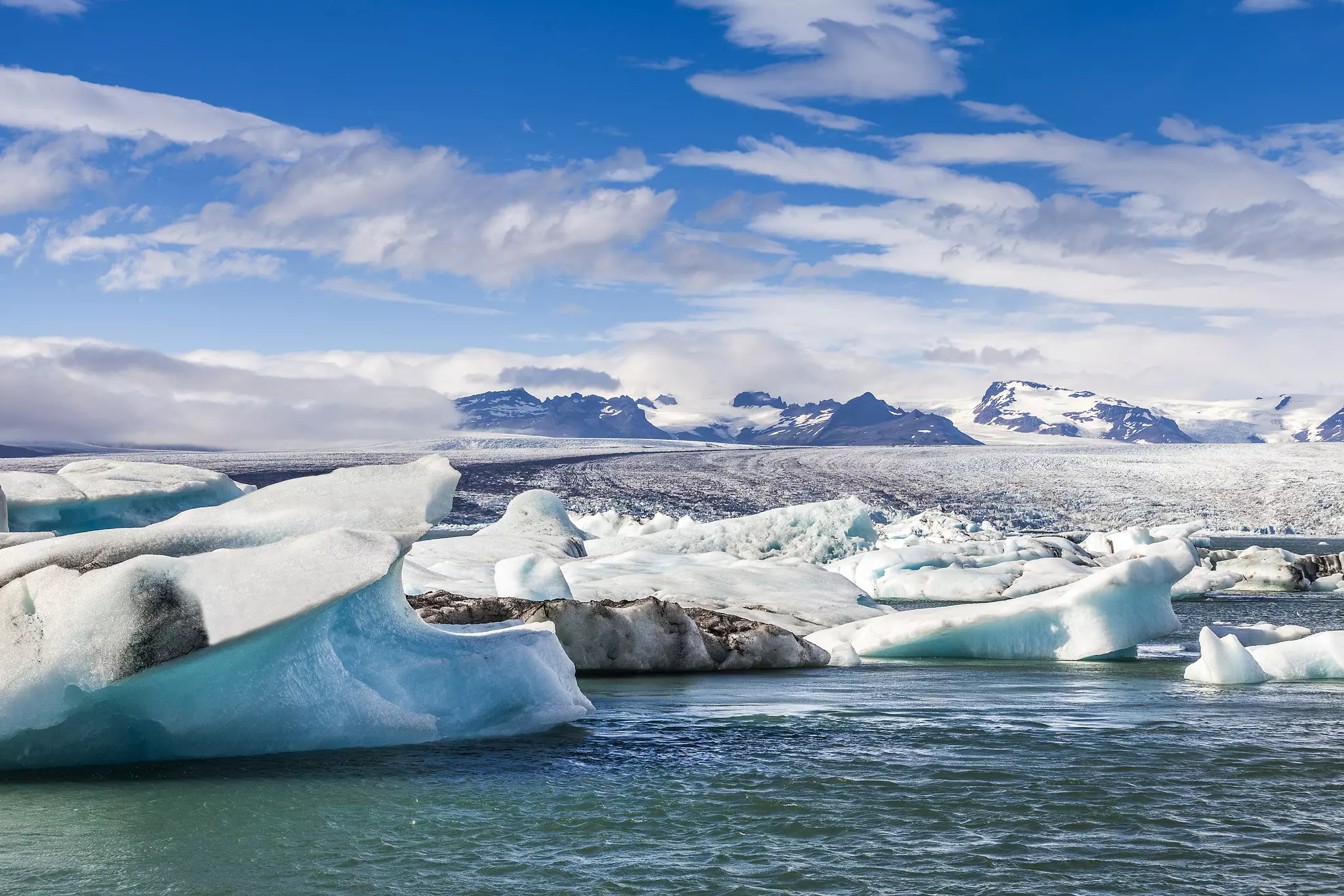 The glacial lake of Jökulsárlón, part of the Vatnajökull ice cap. Gary Latham / Lonely Planet