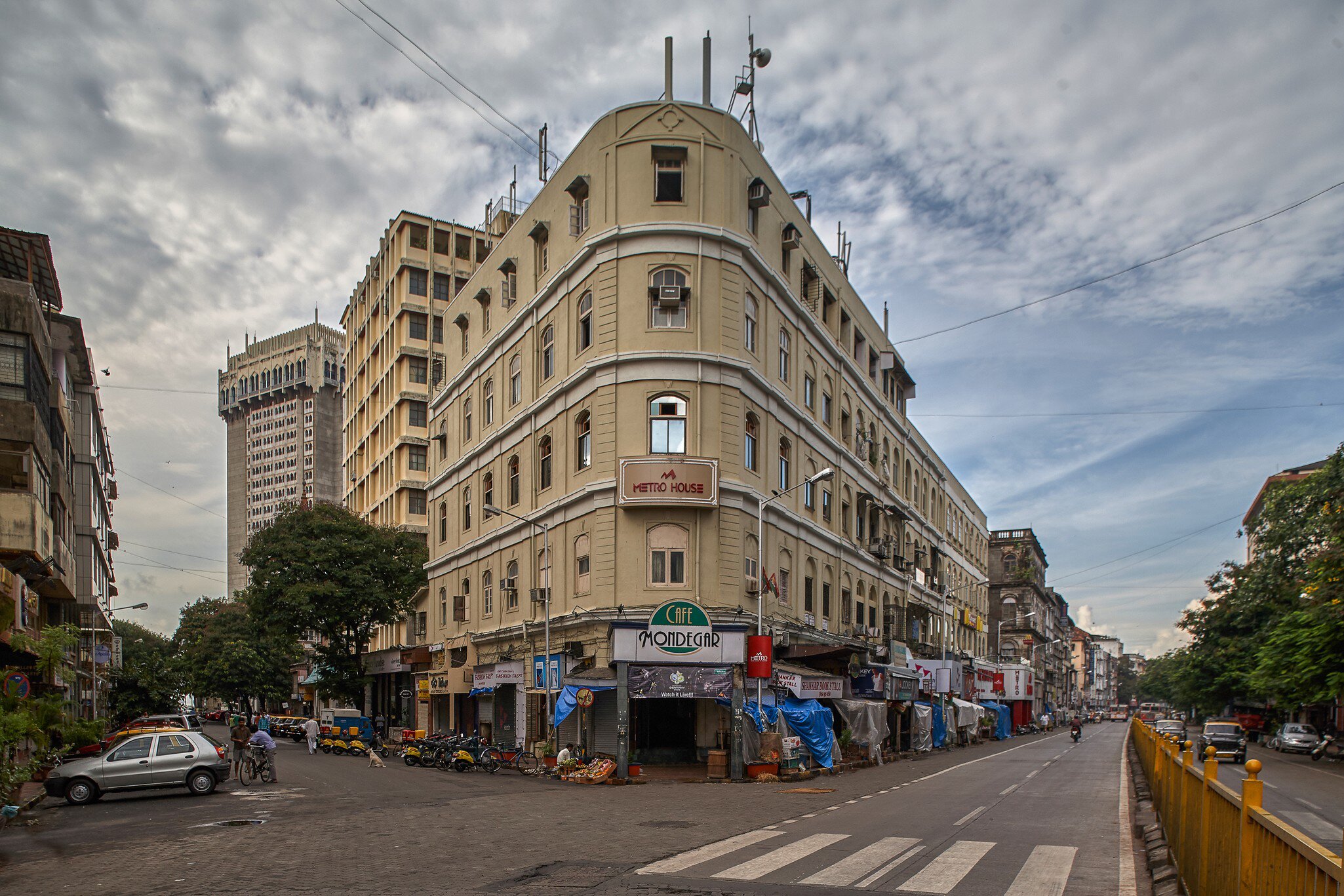 Cafe Mondegar Metro House, Colaba causeway Bombay, Mumbai, Maharashtra, India, Asia.