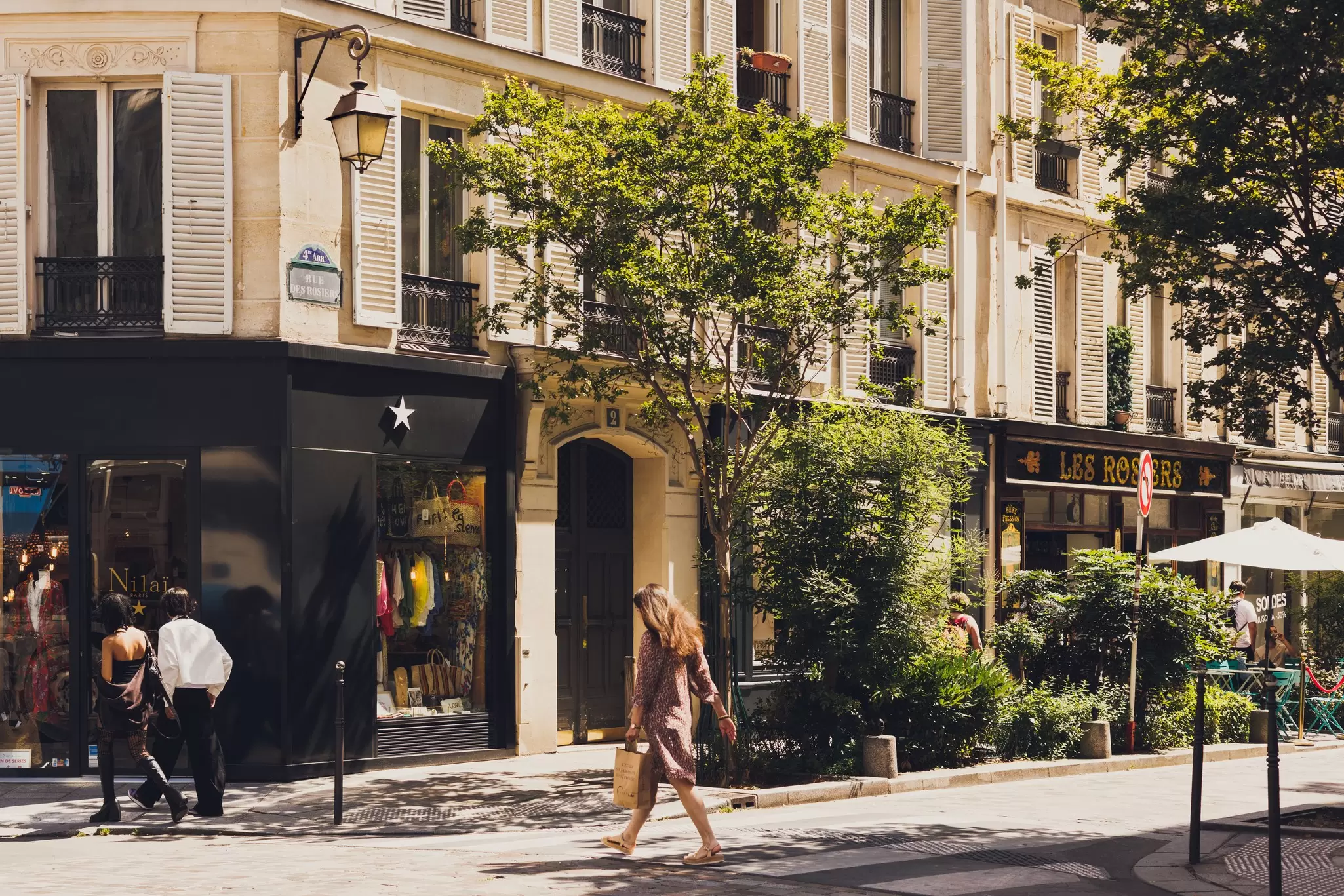 One of the best ways to get around in Paris is walking. Kate Devine for Lonely Planet